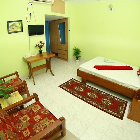Hotel Farmis Garden Сілет Екстер'єр фото