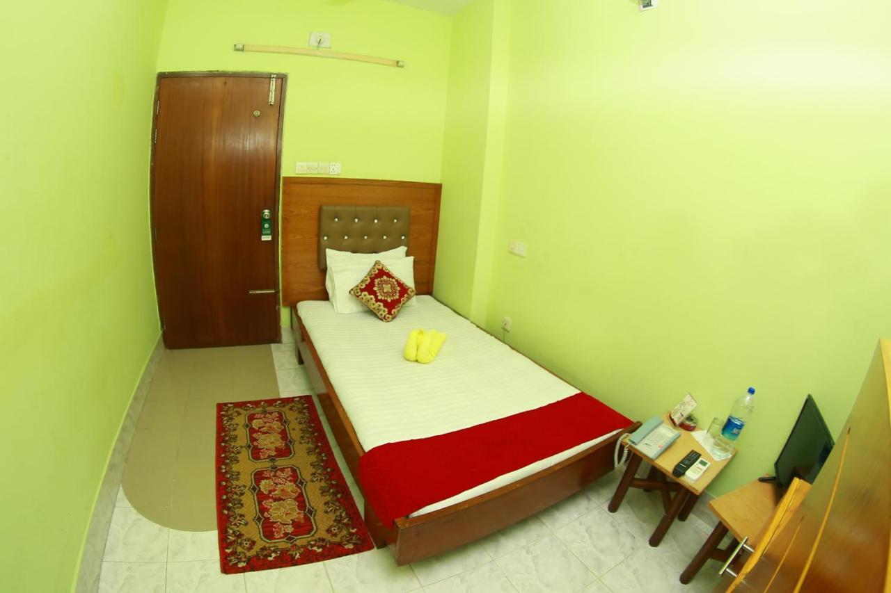 Hotel Farmis Garden Сілет Екстер'єр фото