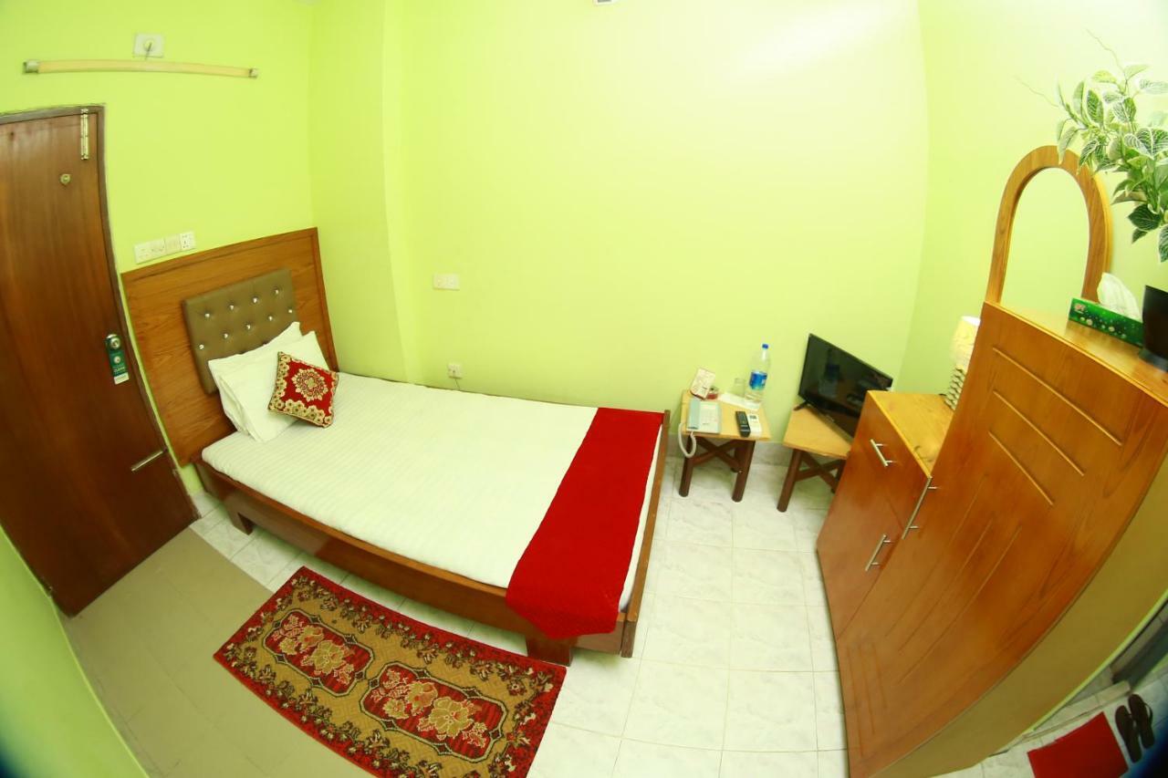 Hotel Farmis Garden Сілет Екстер'єр фото